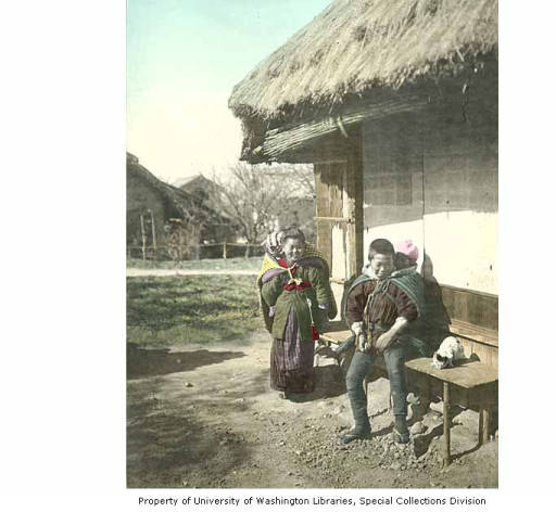 Wright's photograph: Boy and woman with babies on their backs, Japan, ca. 1921 (University of Washington Libraries). 