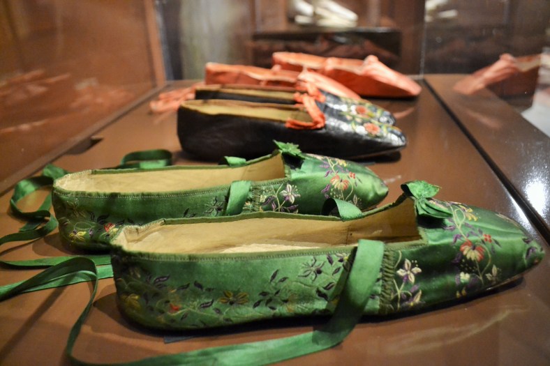 Narrow shoes were popular fashion as they reflected cultural ideals about female delicacy and domesticity. They were also painful, as they negated the natural architecture of the foot, causing extreme pain for the wearer.   Shoes, c.1840s (Collection of the Bata Shoe Museum)  