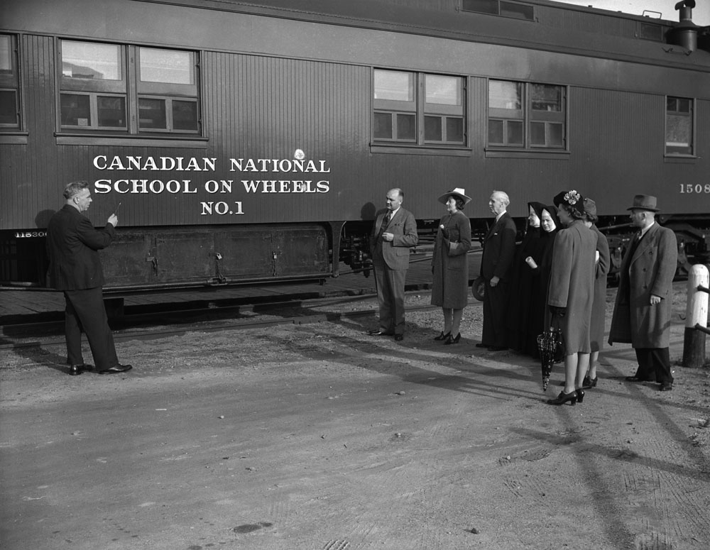 School on Wheels Press Shot